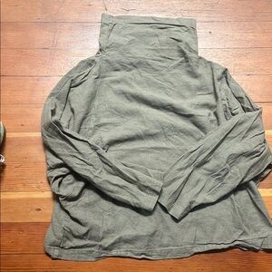 Black Crane Olive Turtleneck Top